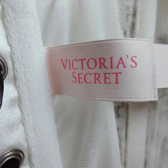 Victoria's Secret Y2K White Black Lace Corset Metal Hardware Front Closure, 34C